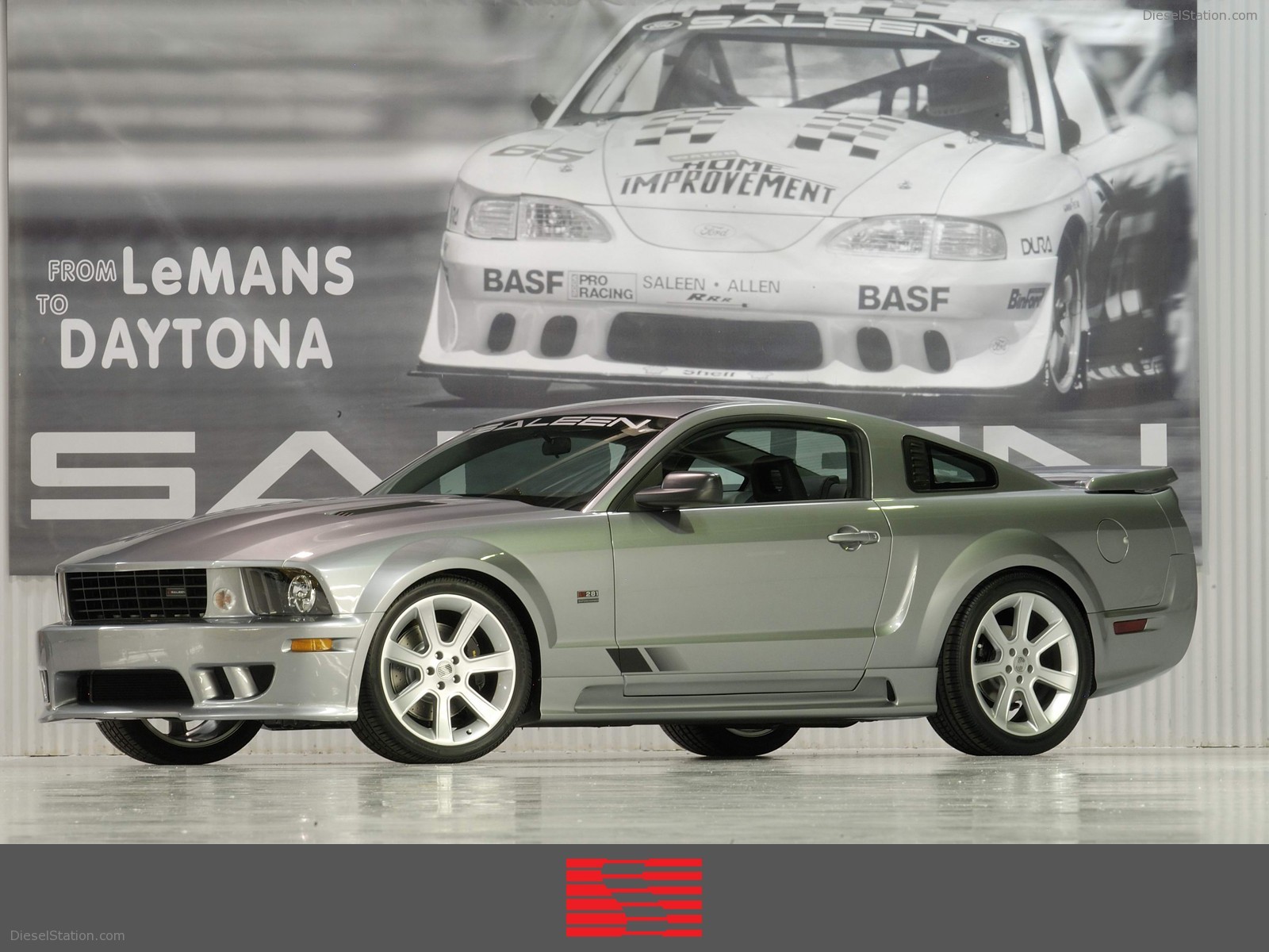 Saleen Mustang (2005)